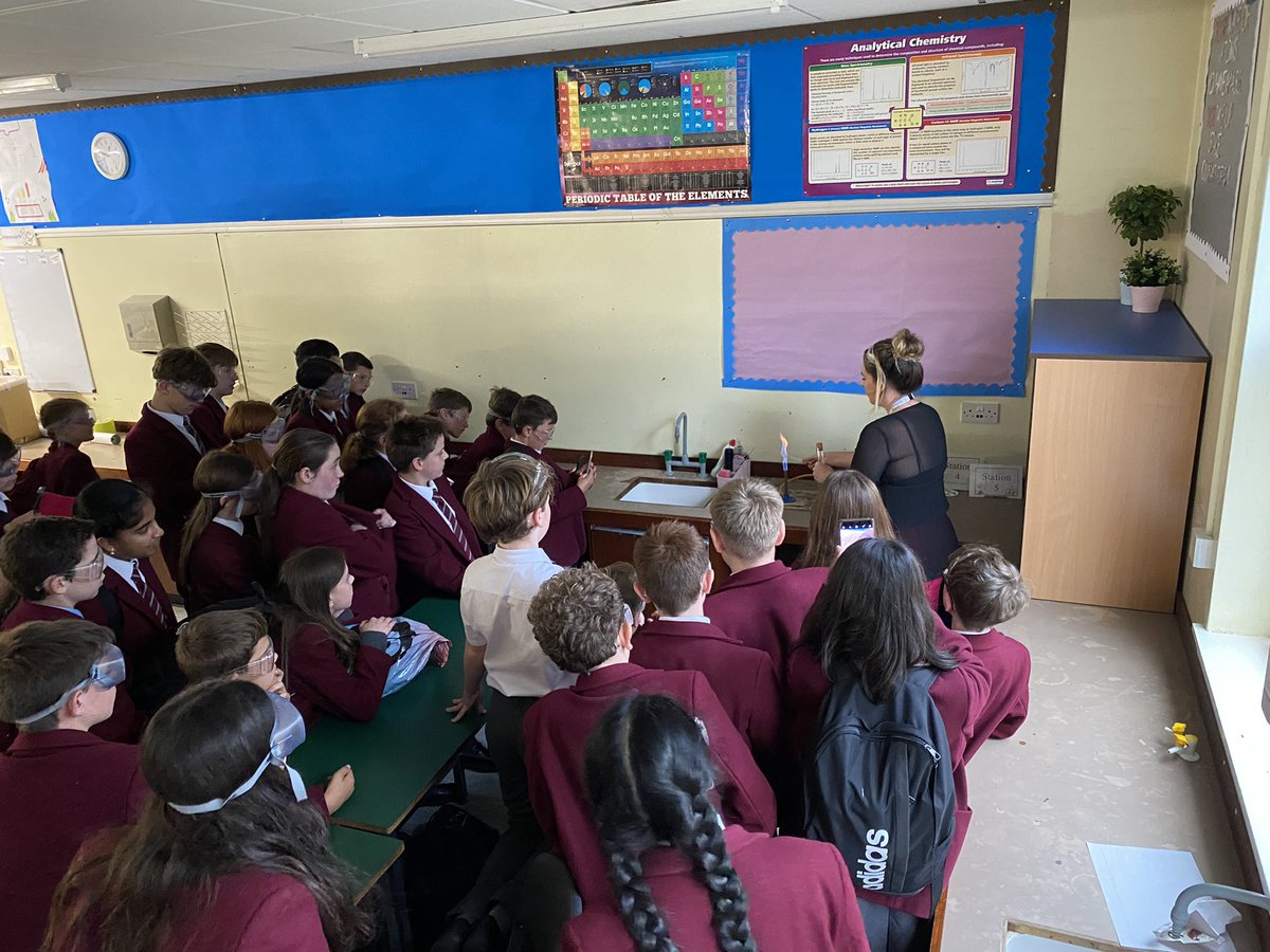SNHSChemistry's tweet photo. 1/5 We had some crowd at BANG FRIDAYS today 💥 best turnout yet! Thanks to the S1 pupils who attended. Miss Dougall led an excellent session in which we discussed the dangers of hydrogen gas, using the Hindenburg Disaster as a real life example @stninianshigh @stninianscience https://t.co/jQ8QjaT6ks