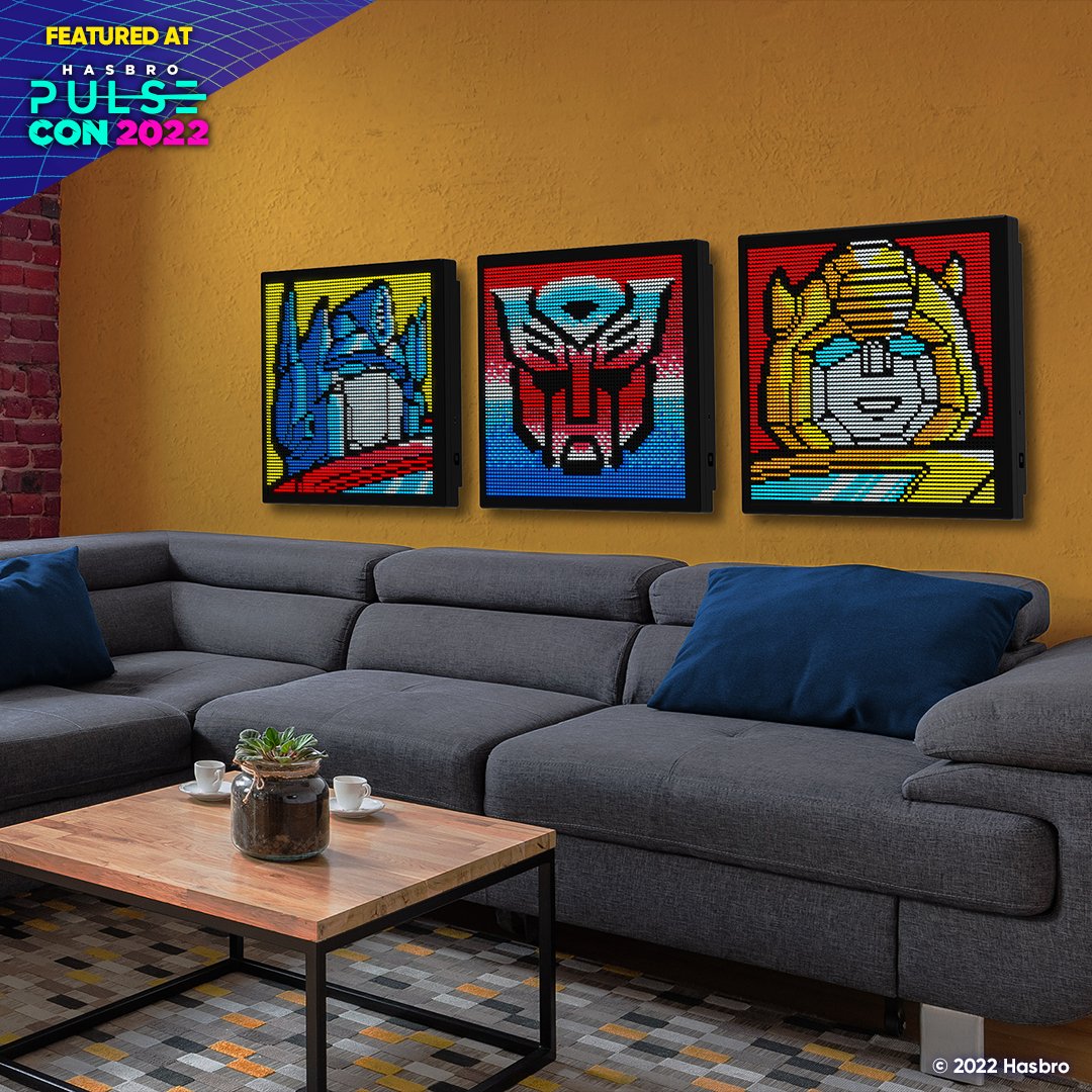 #HasbroPulseCon2022 is lighting up the room the NEW, MEGA-SIZED #Transformers Lite-Brite Wall Art! This special #LiteBrite is the biggest unit yet, with MORE PEGS and MORE LEDs for MORE DEFINITION! Available NOW for pre-order on #HasbroPulse!