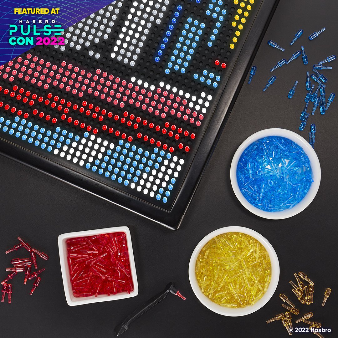 HasbroPulse's tweet photo. #HasbroPulseCon2022 is lighting up the room the NEW, MEGA-SIZED #Transformers Lite-Brite Wall Art! This special #LiteBrite is the biggest unit yet, with MORE PEGS and MORE LEDs for MORE DEFINITION! Available NOW for pre-order on #HasbroPulse! https://t.co/jJb2sg4y1E