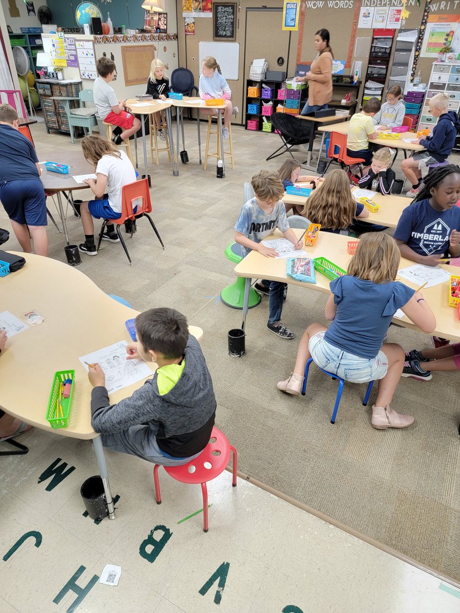 ExtensionHack's tweet photo. It's been a great morning with @YorkDukes 3rd grade! Practicing good handwashing skills with our Glitterbug friend.

The level of excitement in the class is so much fun! Looking forward to some more this afternoon! https://t.co/UhhTvUvM7i
