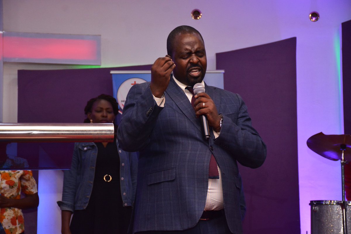 dcmwikikasarani's tweet photo. DAY 4 | WHAT IS FAITH?
1. Facing the future without knowing how.
2. Trusting God's purpose without knowing why.
3. Expecting a miracle without knowing when.
4. Following God's leading without knowing where.
#MadeAgain for the Great Catch.
#faith #DCKMLIFE https://t.co/nyp41MhYdK