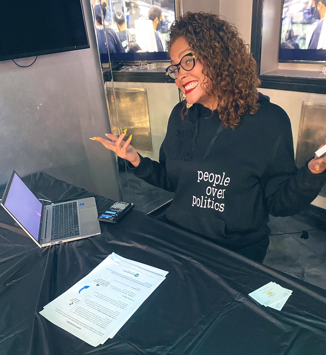 PhillyDefenders's tweet photo. #weouthere TODAY: uptown at Philadelphia Hair Co. providing #expungements and info on this LAST DAY to apply for @BoardOfPardons Marijuana Pardon Project! We’re here till 4, come on out! @celeste_trusty https://t.co/OUJiNm8sj6