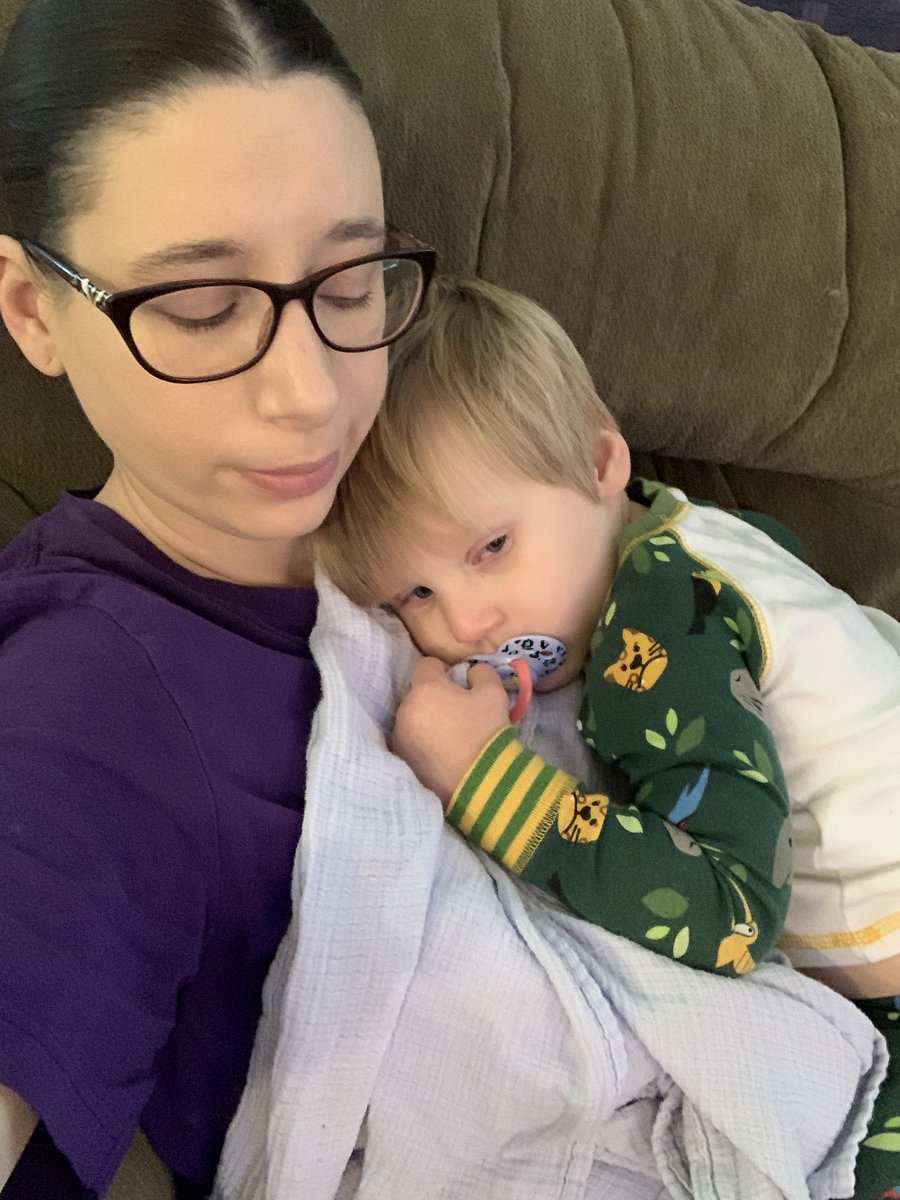 SailorMamaBear's tweet photo. Someone’s got the stomach flu. #somuchpoop #parenthood https://t.co/eJK7jiivoR