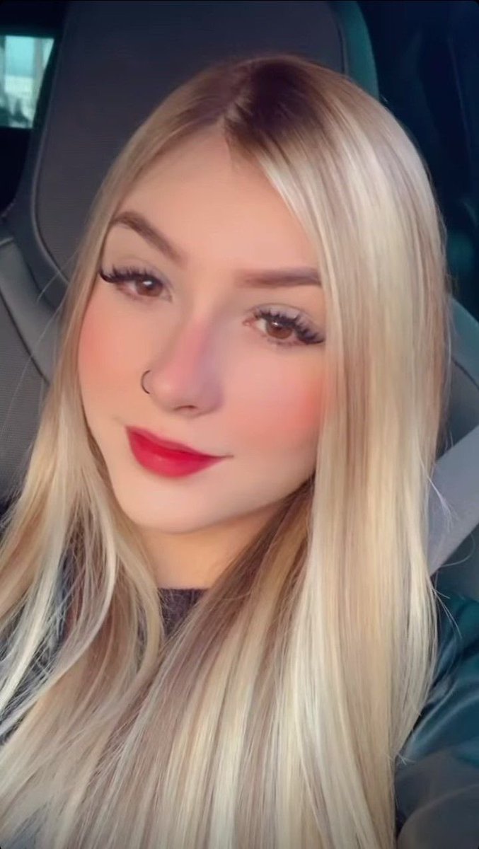 natalialopes77's tweet photo. Bonita o suficiente pra você? Mandando nude pra todos que curtirem esse tweet. Rt ganha prioridade🔞🥵 #PINTOSAWARDS #PINTOAWARDS #PEITOAWARDS #PEITOSAWARDS https://t.co/c0j5B1ogJg