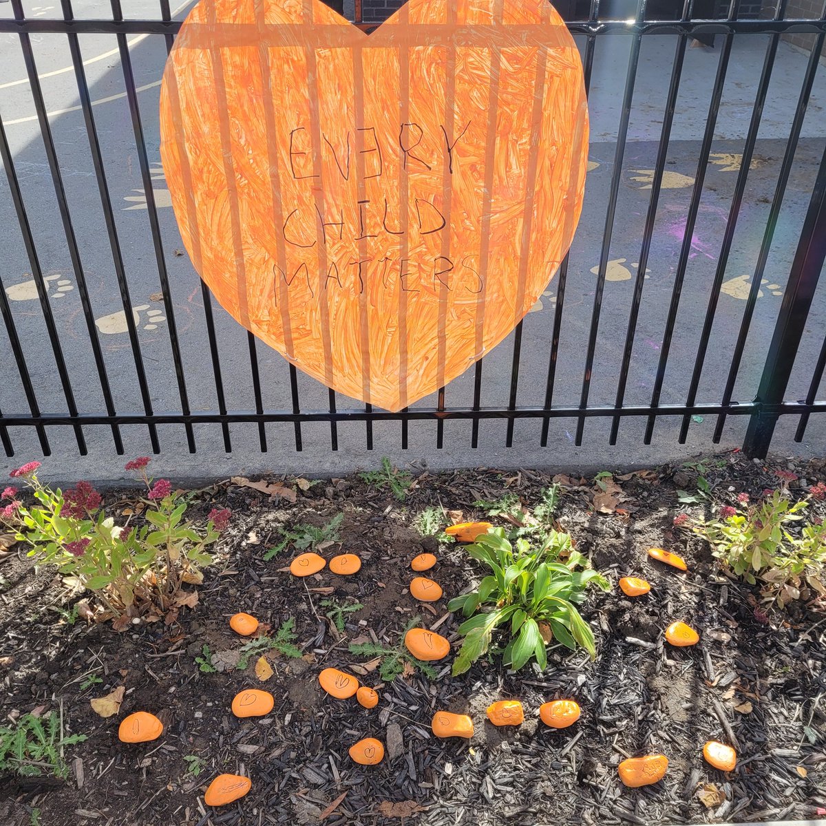 Ms.R Moore tweet media