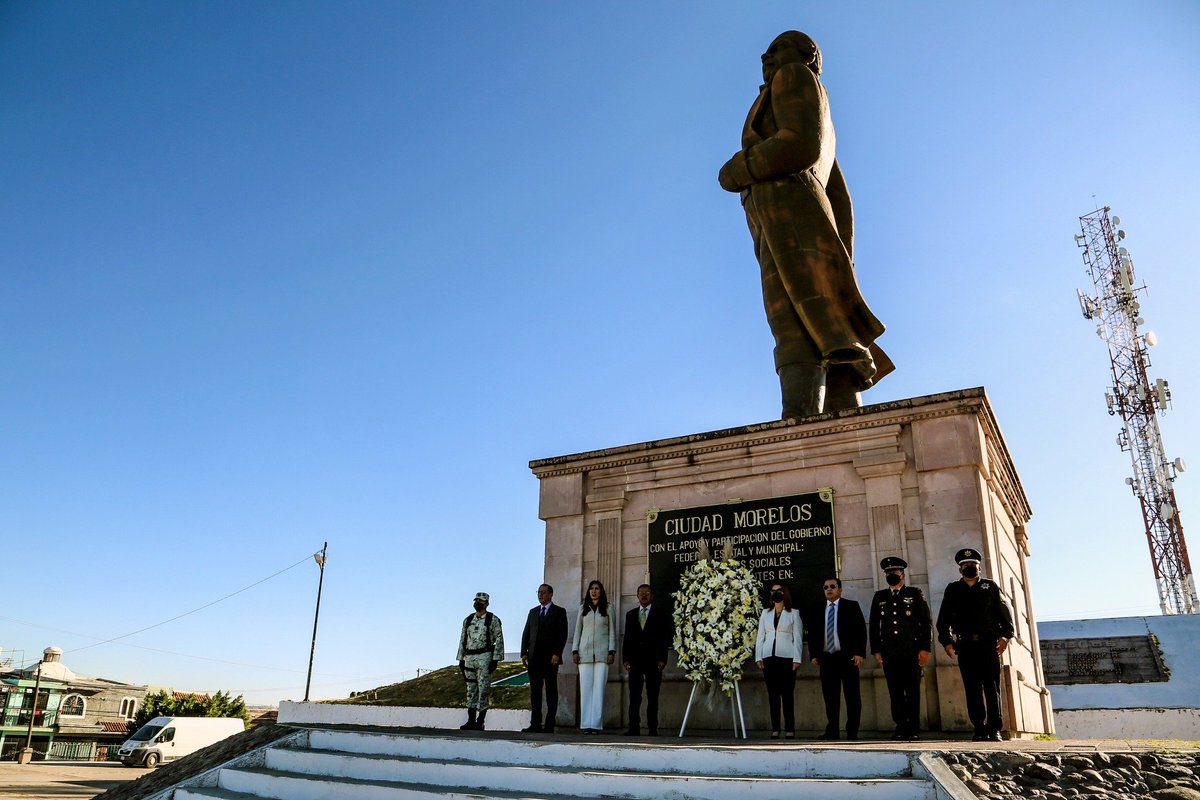 Durante la ceremonia cívica conmemorativa por el 257° Aniversario del Natalicio de Don José María Morelos y Pavón, se recordó la tarscendencia del insurgente por sus ideales de justicia e igualdad y como continuador de la lucha por la independencia de México.