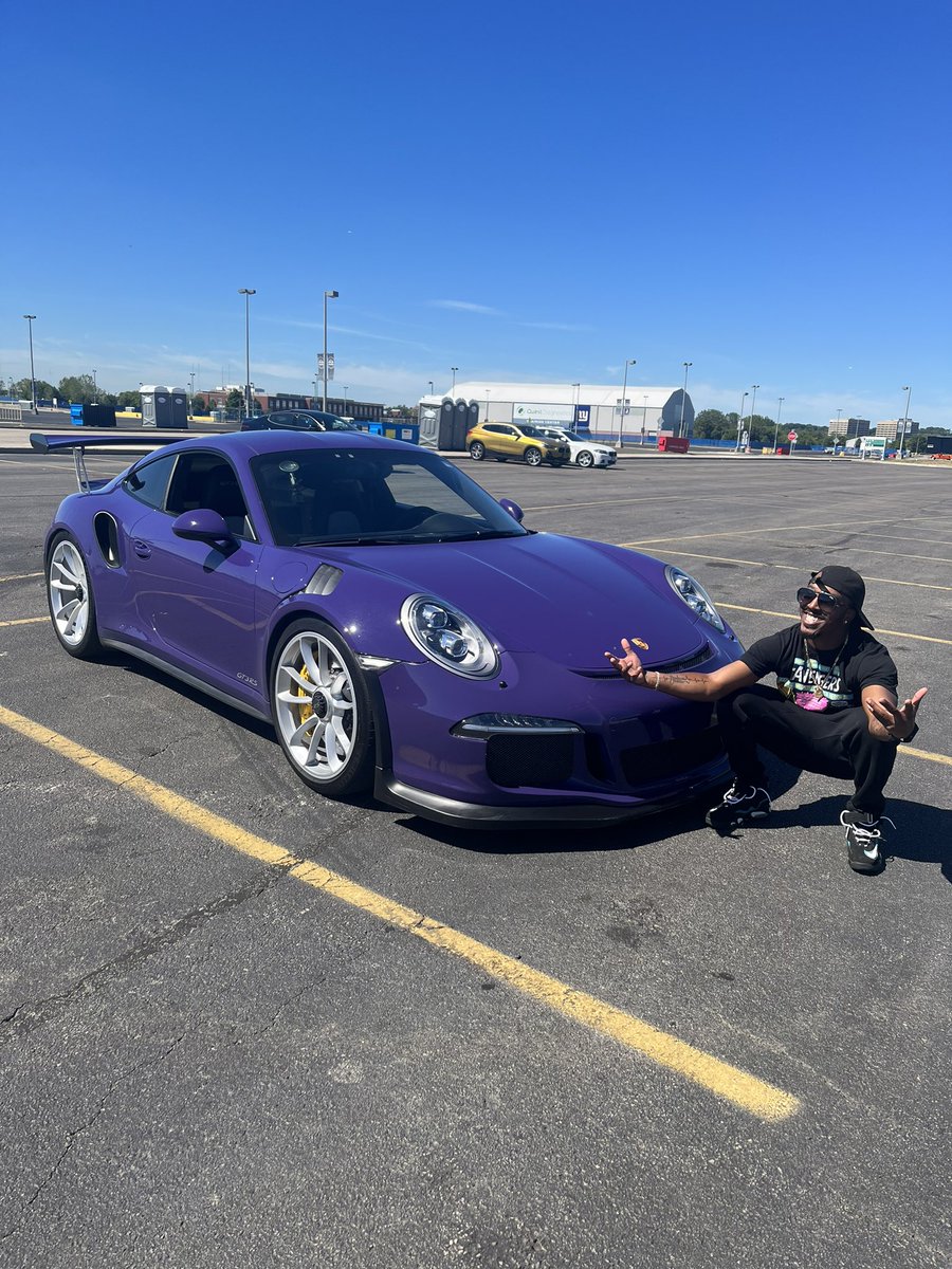 DorianGreySaid's tweet photo. Finally had a chance to race my favorite car #porche 911 GT3 https://t.co/gwB2S1LERN