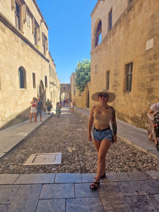 monuments < ass  #rhodes #rodos #oldtown #greece https://t.co/Jwycmn7EqY<a href="/tag/rhodes"class="tags">#rhodes</a><a href="/tag/rodos"class="tags">#rodos</a><a href="/tag/oldtown"class="tags">#oldtown</a><a href="/tag/greece"class="tags">#greece</a>