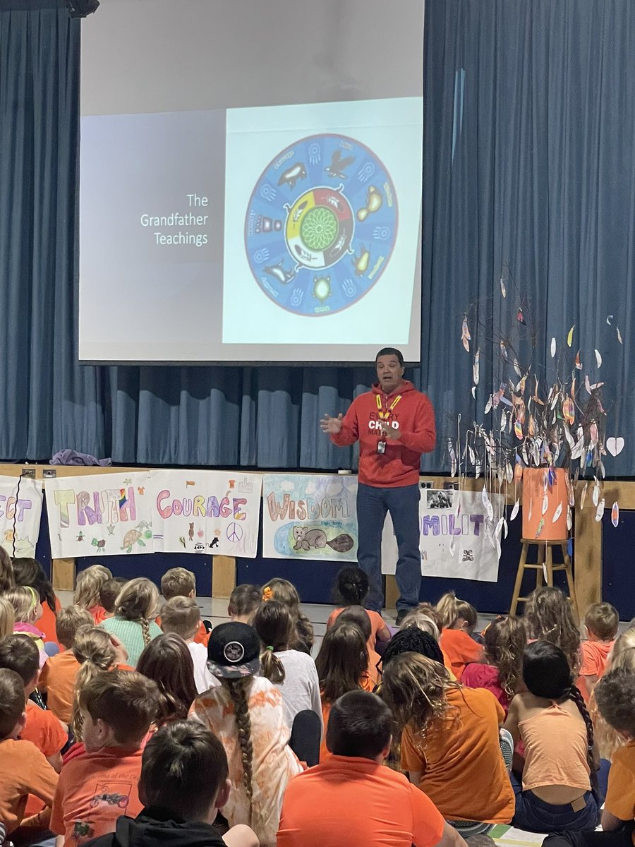 Today we welcomed a special guest at our school assembly! Mr. Tice shared a story of The Seven Grandfather Teachings and introduced our first principle of character: Love. <a href="/OaklandScotland/">Oakland-Scotland School</a> <a href="/GEDSB/">Grand Erie District School Board</a> <a href="/IndigenousEdGE/">GEDSB Indigenous Ed.</a>