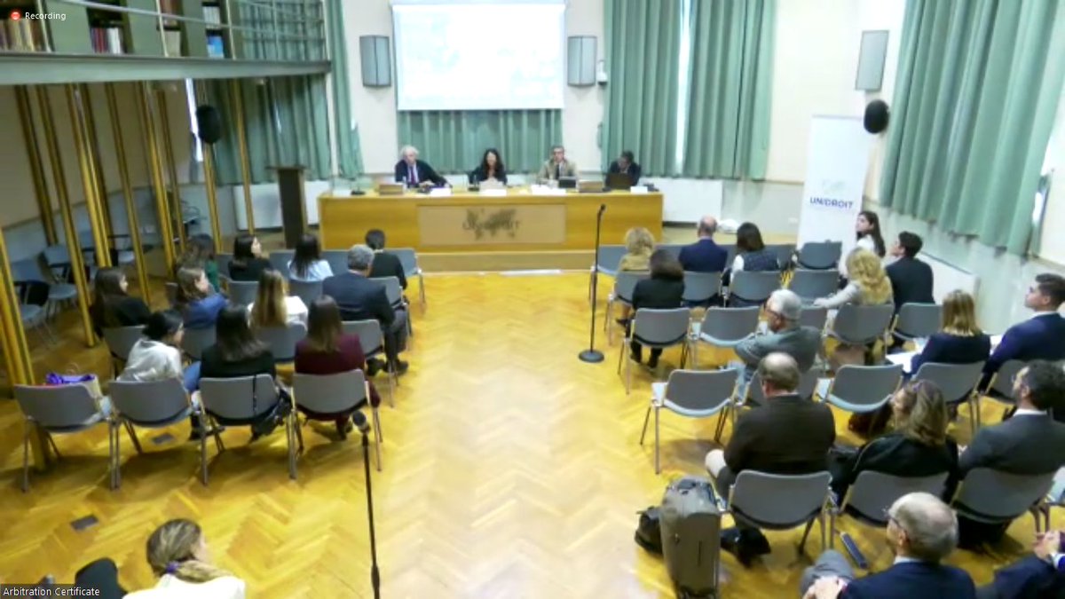 Hoy en <a href="/UNIDROITorg/">UNIDROIT</a> se abordó el tema de la inevitabilidad del enfoque transnacional dentro del #Arbitraje a pesar de las tendencias nacionalistas actuales que lo impactan. 1/5