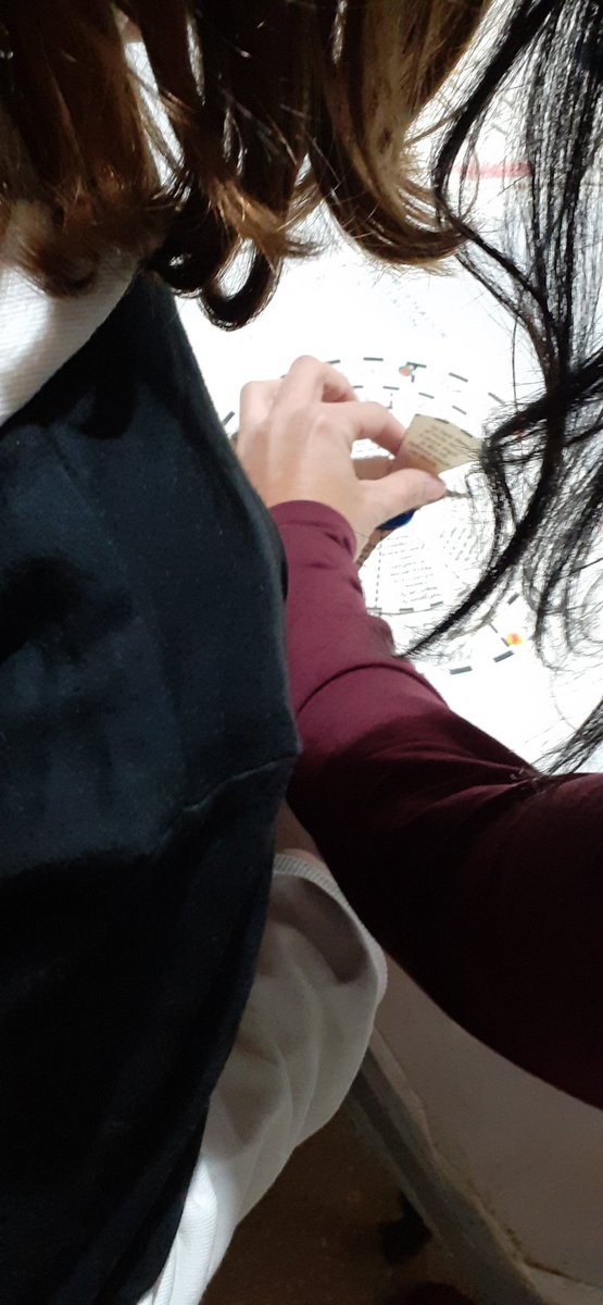 EASPsalud's tweet photo. Insaciable las ganas de saber de los más pequeños.
Con los materiales didácticos diseñados por @mamenjunco del área #TICS de #EASP, aprendiendo cómo se hace la prueba del talón a los recién nacidos.
#NightSpain
#NightGranada
#ERN22 https://t.co/BOXqR1Jwq5