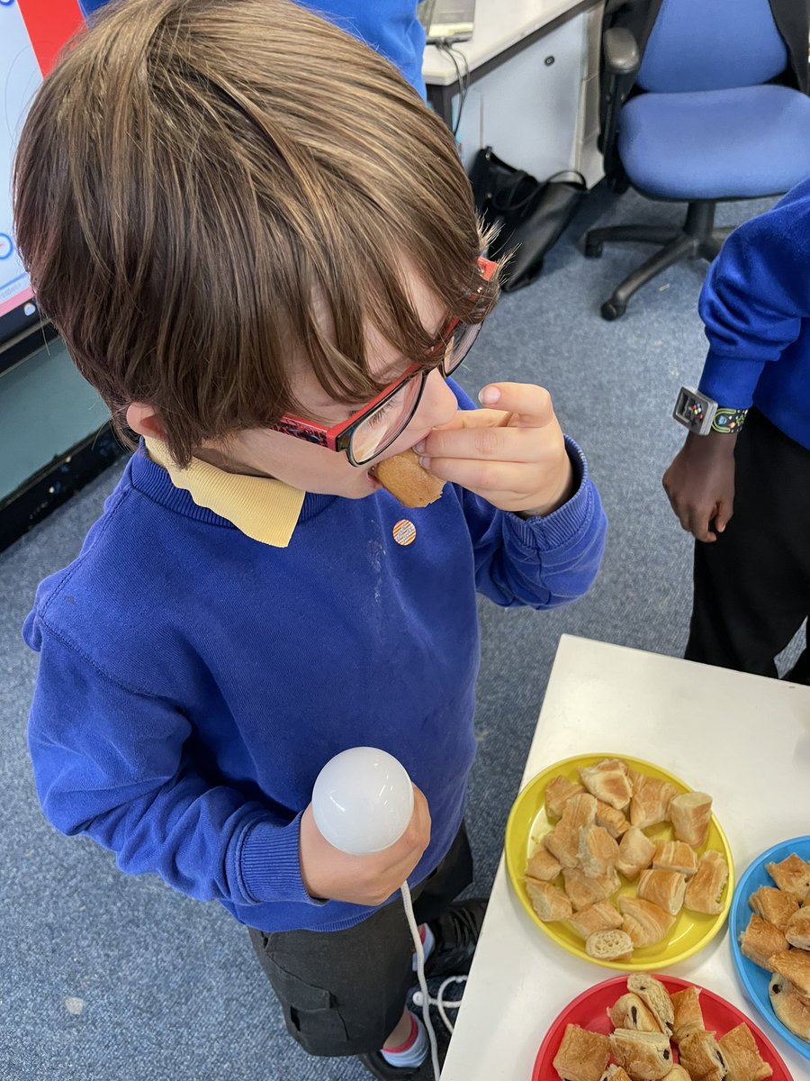 portmeadp's tweet photo. Year 1 have enjoyed tasting some French pastries as part of our new topic ‘France’. We really enjoyed them! We then made a pictogram  to represent the foods we liked. #pmdpy1 #pmdpnum #pmdpst #pmdphwb 🇫🇷 https://t.co/GFoMkWtnbe