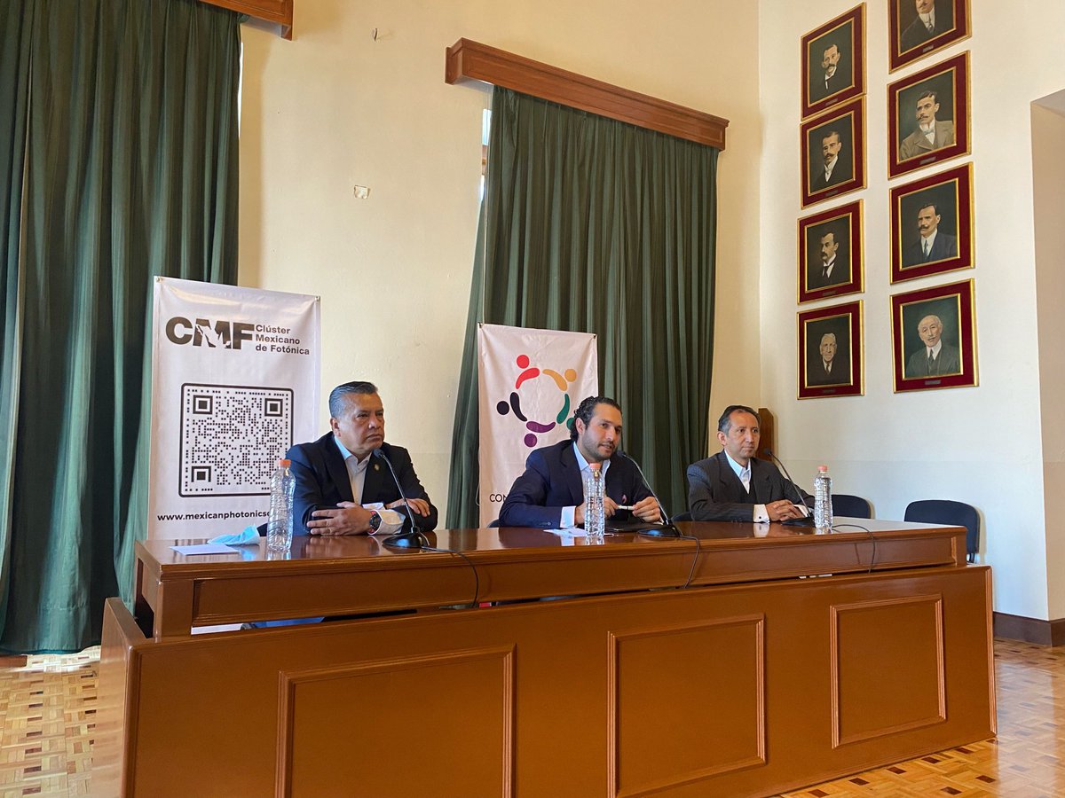 Un gusto atender hoy a mis amigos de los medios de comunicación con mis queridos amigos <a href="/DrEricRosas/">Eric Rosas</a> y Eduardo Jaramillo. Dimos a conocer los resultados del Photonics Industry Summit 2022 de <a href="/SPIEtweets/">SPIE</a> qué se llevó a cabo el pasado 21 de septiembre en Washington, D.C.