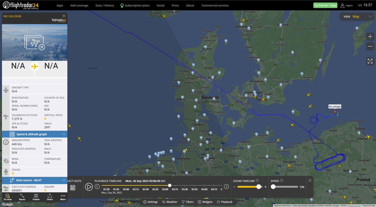 Heinz2014's tweet photo. @theegoldstate US Navy coming from Iceland (Boeing P8 Poseidon) goes into low-level flight over Nordstream. Before that, it refueled at a KC135 in Poland. Sikorsky Strike Hawk makes sure that Russia does not interfere. https://t.co/7SlOeEJhg8 https://t.co/WFls5AKzry