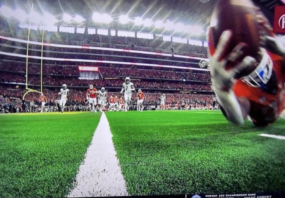 Barstool SicEm tweet media