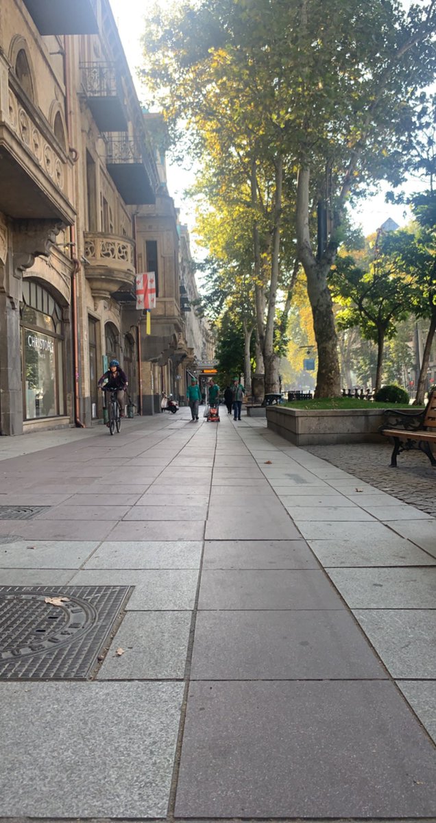 بنـدر الروقـي. tweet media