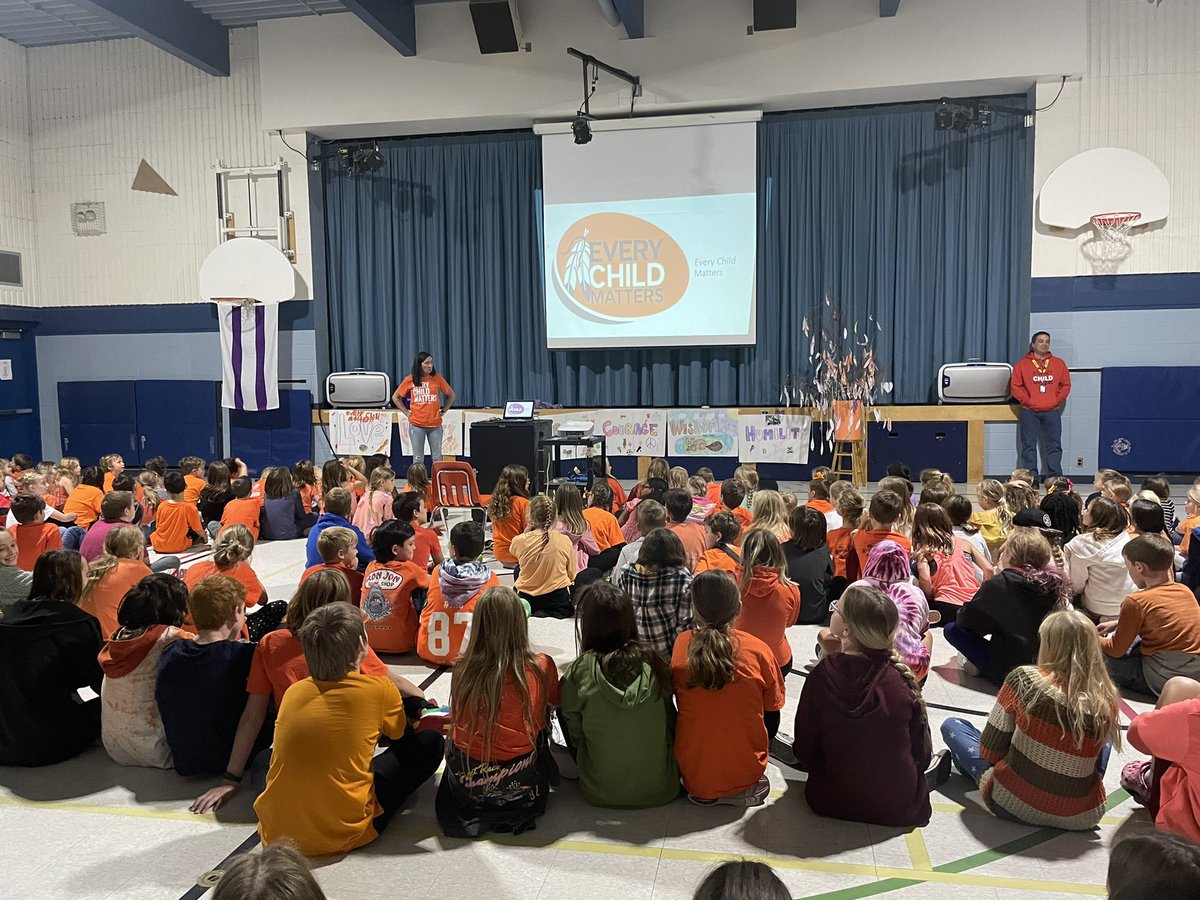 MelELogan's tweet photo. Orange Shirt Day at OSS - learning about the importance of truth and reconciliation as a community. Thank you to Mrs. Duran’s class for leading and presenting @mrsrduran @GEDSB @IndigenousEdGE https://t.co/lkKaRpgTHG