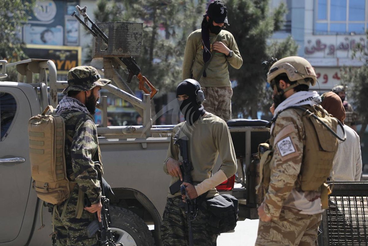 AgencyAfghan's tweet photo. 19 people killed after blast targets an educational center in Kabul
Afghanistan: 19 people were killed, and dozens were wounded after a blast hits Kaaj educational center during teenagers were taking practice exams in Kabul, Afghanistan, on September 30, 2022. https://t.co/cjnVwyF4u1