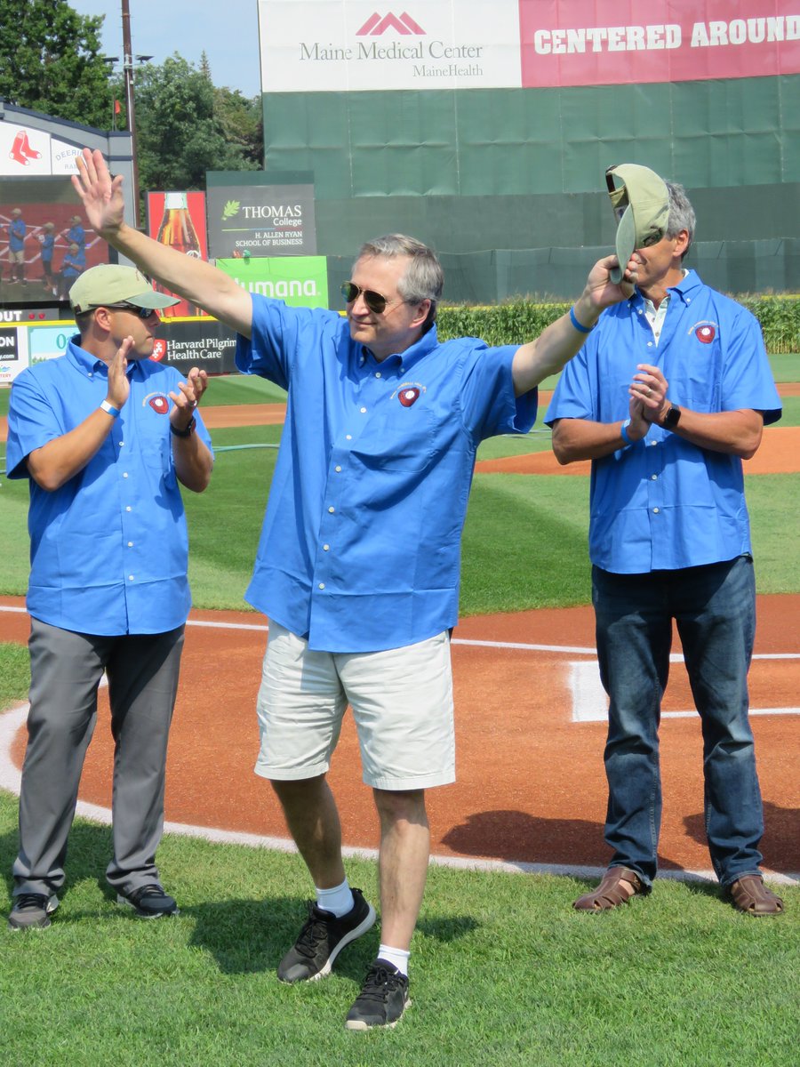 PortlandSeaDogs's tweet photo. Today we say goodbye and thank you to Senior Vice President John Kameisha. John is retiring after a 35-year career in @MiLB including 29 years with the Sea Dogs. Thank you, John, for helping to make the Sea Dogs one of the premier franchises in MiLB. https://t.co/URqsPh0Z2Y