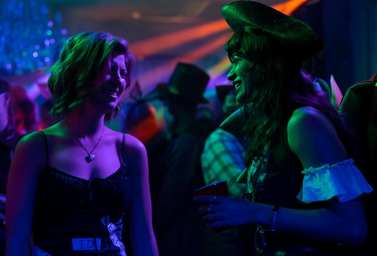 you bring the red cups, we’ll bring the theme. reply to this tweet to find out what college party you are. #TellMeLies