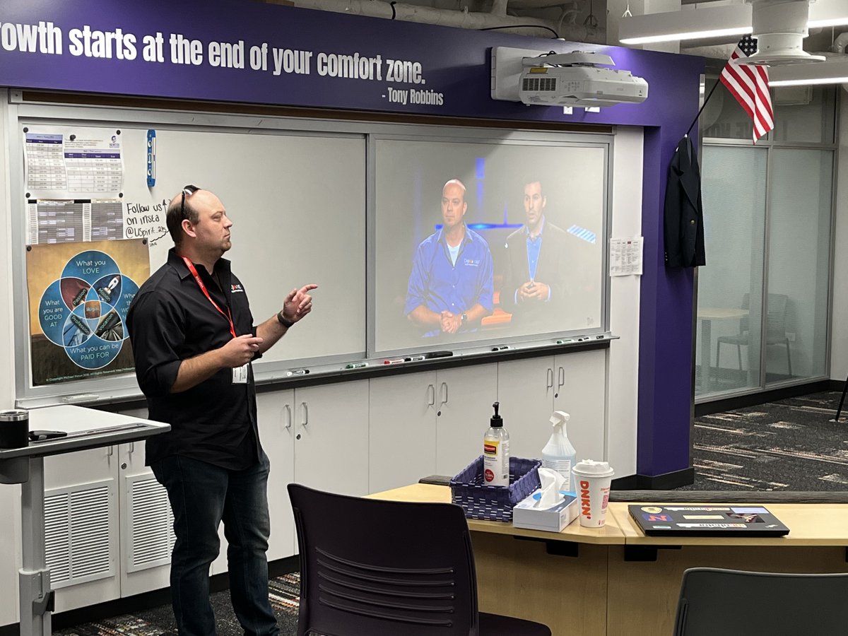 DGN Alum &amp; Former Shark Tank guest entrepreneur Charlie Williams talks with North Incubator for Entrepreneurship students about creating solutions and unique value for customers. #WeAreDGN