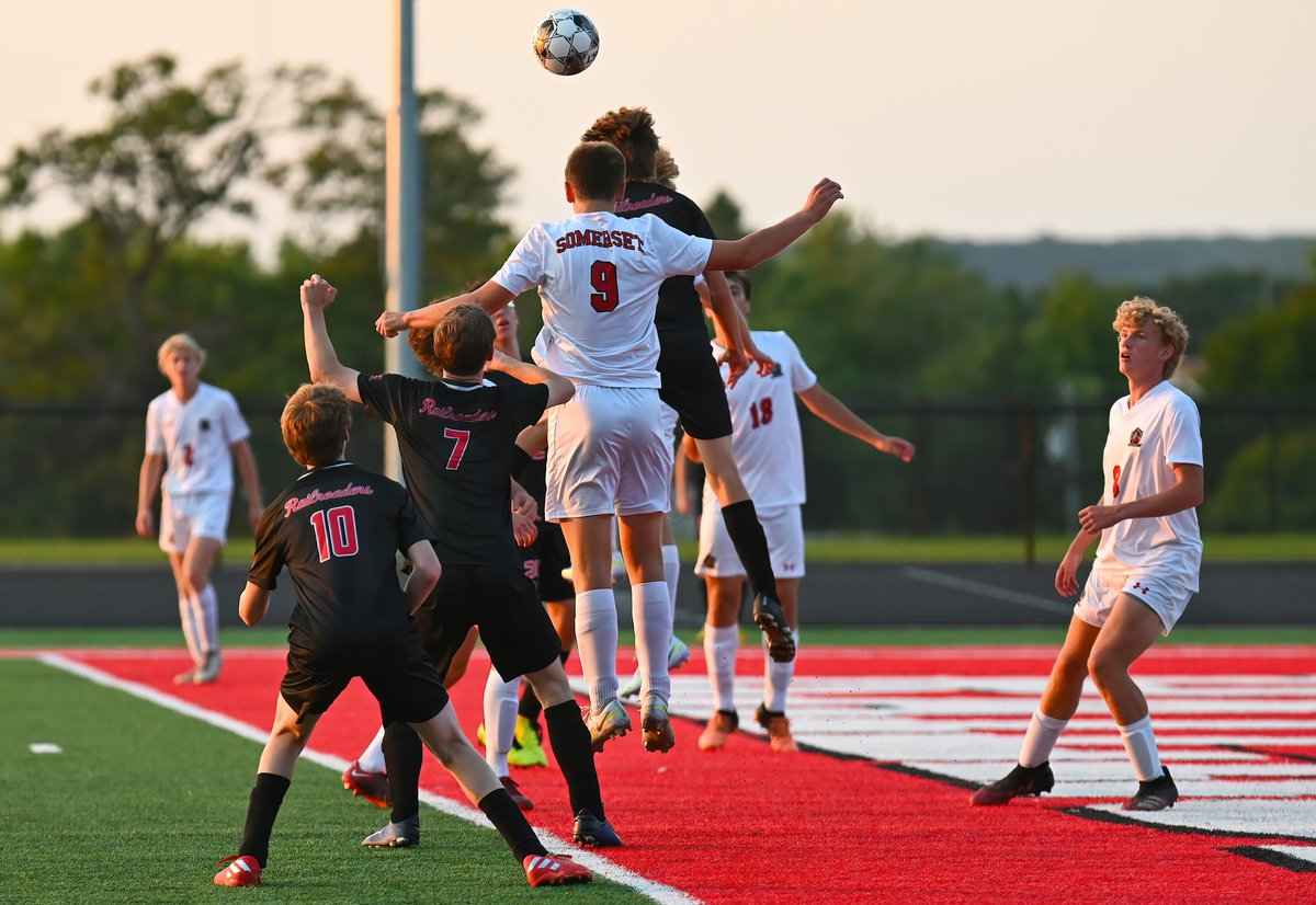 AltoonaBoosters's tweet photo. Boys Soccer tonight! Jv 5pm and Varsity 7pm https://t.co/c8c5pW8QnZ
