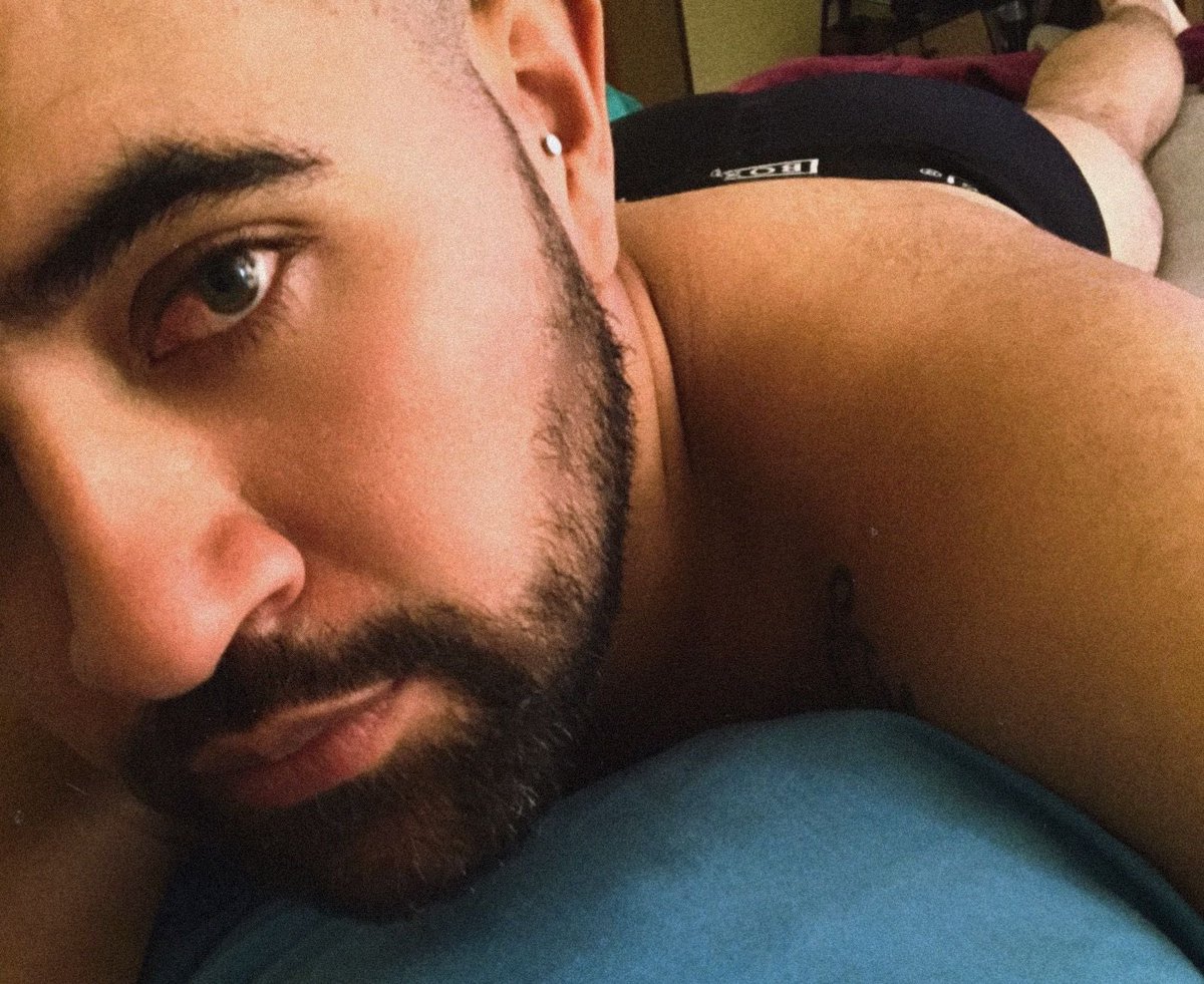 consta9008's tweet photo. #lovelive #gay #bearchaser #BearFriends #LGBTIQ #Michoacán #Zamora https://t.co/XaEBfGqz3t