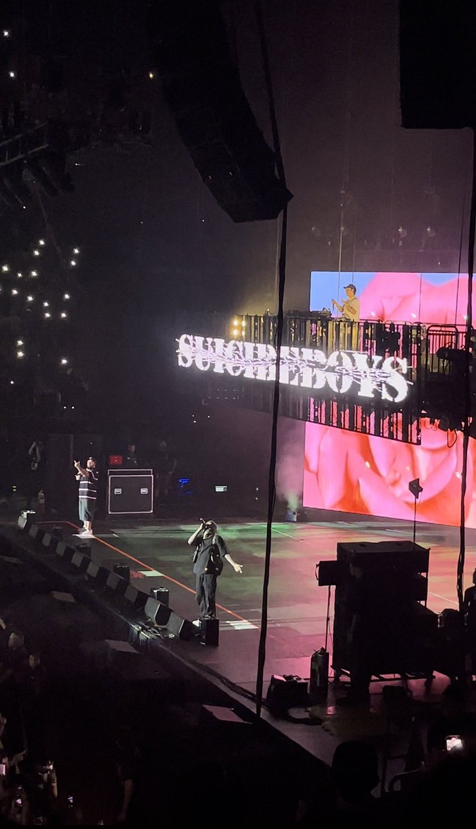 xllison_'s tweet photo. $B ๐ค #greytour #scrim https://t.co/aNOiBg0kWC