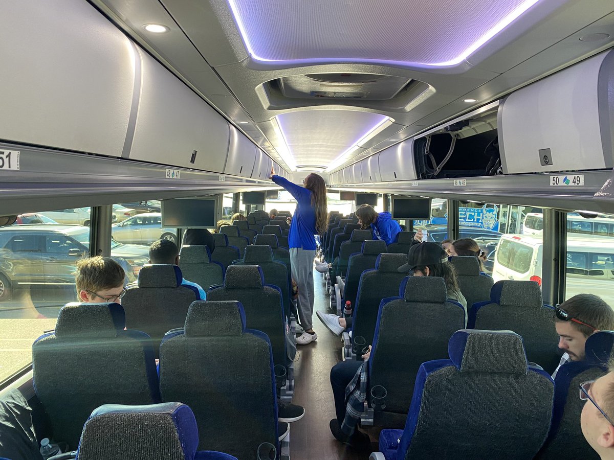 BowlingLtu's tweet photo. The guys and @BowlingLtuw heading to the first tier 1 of the season in Milwaukee, Wisconsin!! https://t.co/yPSsRYTh7Q
