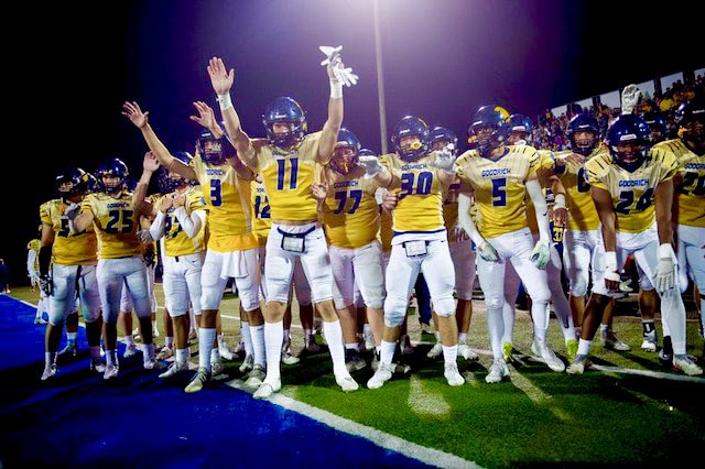 AdGoodrich's tweet photo. π¨πGAME DAYππ¨
π: Brandon Blackhawks
β°: 7:00pm
π: Brandon HS
πΊ: https://t.co/OvIGgkTX9y
#BringHomeTheJug #JugWeek #WeAreGoodrich
@MartianMadness @MartiansNation https://t.co/EkCxF7hTYm