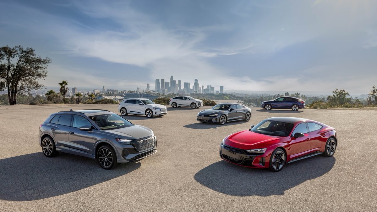 AudiNews's tweet photo. Audi now with more fully electric models than any other manufacturer with start of Q4 e-tron and Q4 Sportback e-tron sales
https://t.co/G8gLNyoYAD https://t.co/h3pt9Lklr2