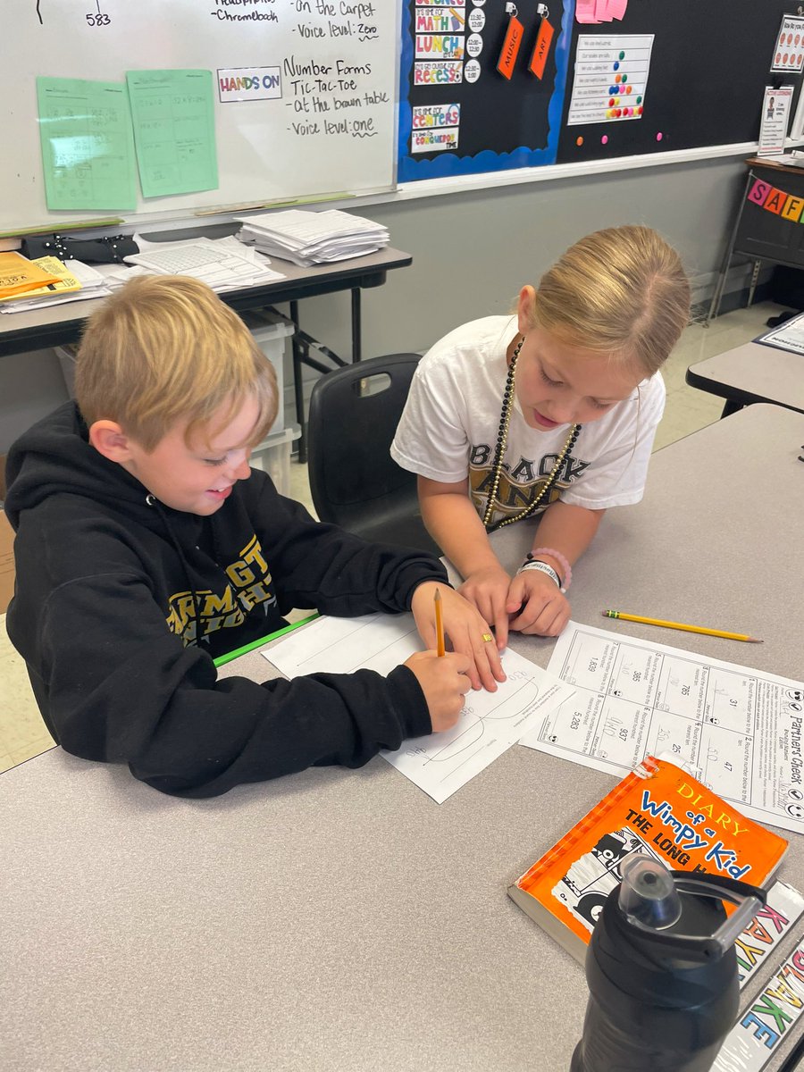 erin_partney's tweet photo. We are working on mastering how to round to the nearest ten and hundred while practicing accountable talk with our math partner! #theknightway https://t.co/pqpihrfbnn
