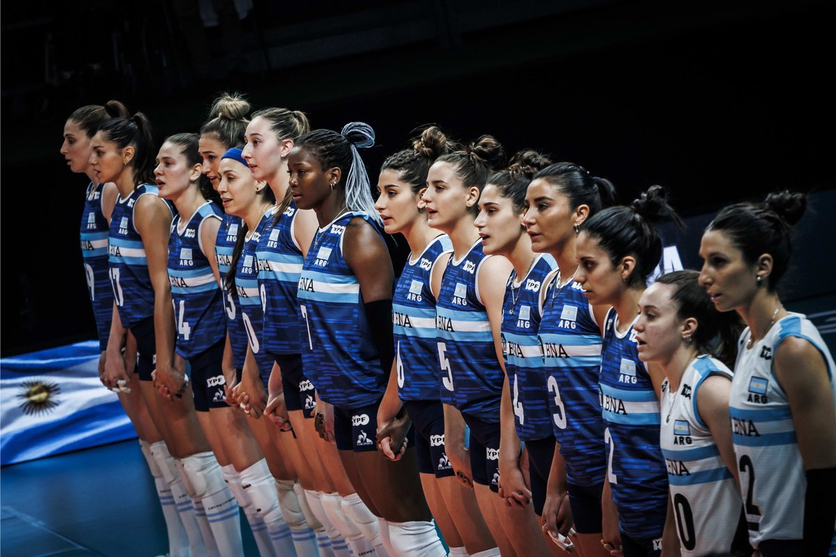 BocaVoley's tweet photo. ¡HACIENDO HISTORIA! 🙌🏐

Las Panteras vencieron por 3-2 a Colombia y clasificaron a la segunda fase del Mundial. 

#VamosArgentina 🇦🇷 https://t.co/pstkI7Sog3