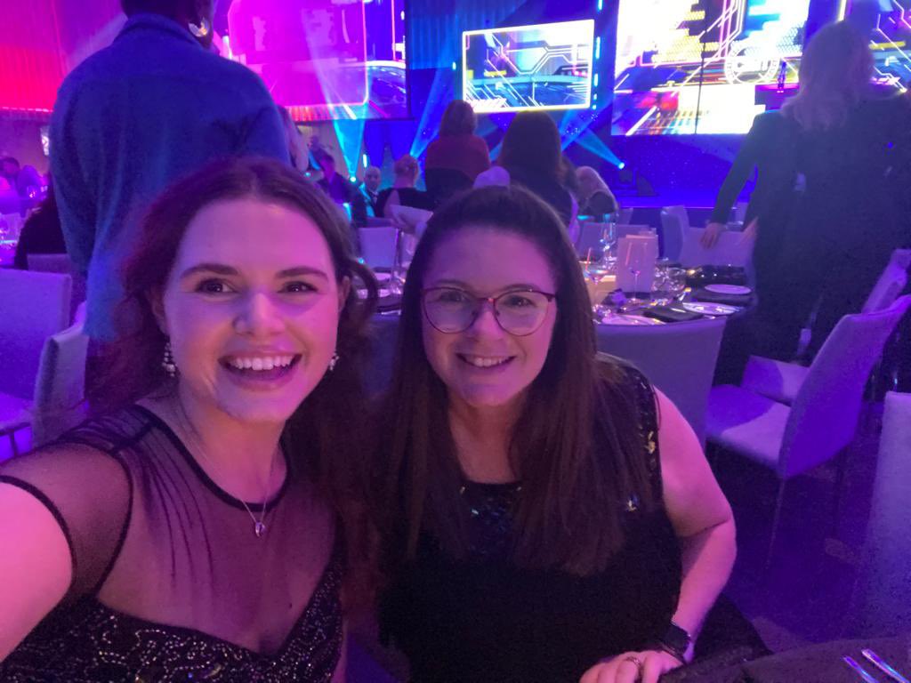 UKSV's tweet photo. Tonight, we’ve swapped our show blacks to black tie for the @CITawards where we are shortlisted for 2 awards! We’re up for ‘Pharma & Healthcare Event Of The Year’ and ‘Internal Communications Event Of The Year’. Keep your fingers crossed for us! #Goodluck #Awardsnight #CITawards https://t.co/BH539PUSaG