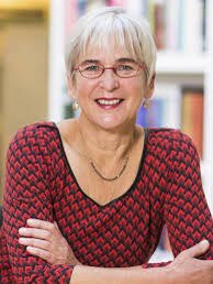 fonteinkerk033's tweet photo. 2/2 Het is tevens #israelzondag, daarom geeft prof.  Dineke Houtman na de viering een minicollege over de Joodse inbedding van het #onzevader. De viering begint om 10 uur, welkom in de kerk of online (link in de bio). #amersfoort #kerk #pkn https://t.co/M3WxvvWCuN