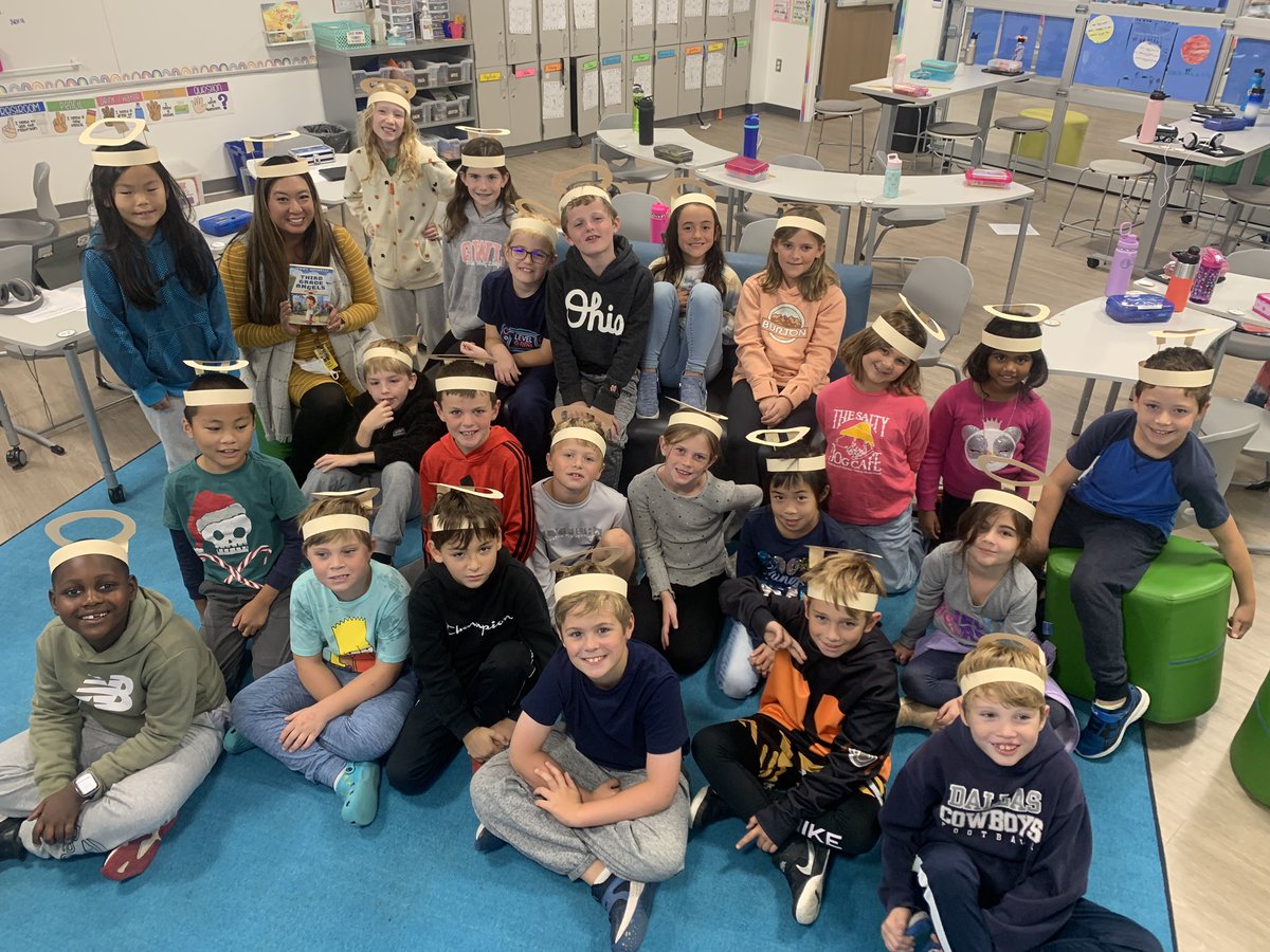 kwithmrsbrown's tweet photo. We finished our first read aloud, Third Grade Angels, by Jerry Spinelli! We loved it so much, the kids earned their own halos at school. ๐ #jerryspinelli #thirdgradeangels #readalouds #GreensviewLions https://t.co/lIZGBMYya0