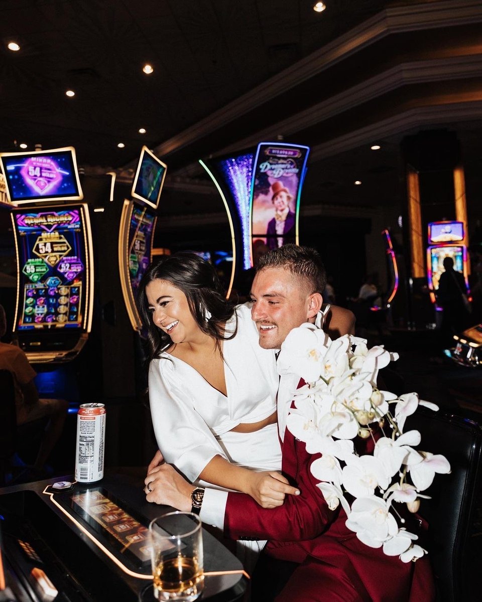 MGMGrand's tweet photo. BIG WIN on Love. ❤️ https://t.co/2RhNVhtSF6