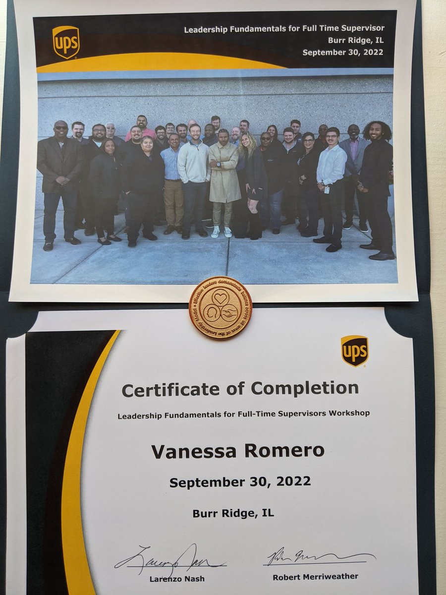 VRomero_UPS's tweet photo. Leadership starts with YOU! Earned my first Challenge Coin this week and met some great new partners. Thank you to @joeboyleups for the inspiration and motivation to carry on the legacy. #LeadingUPS #👤♥️👐 @ExperienceUPS https://t.co/DZ1rI6HNix