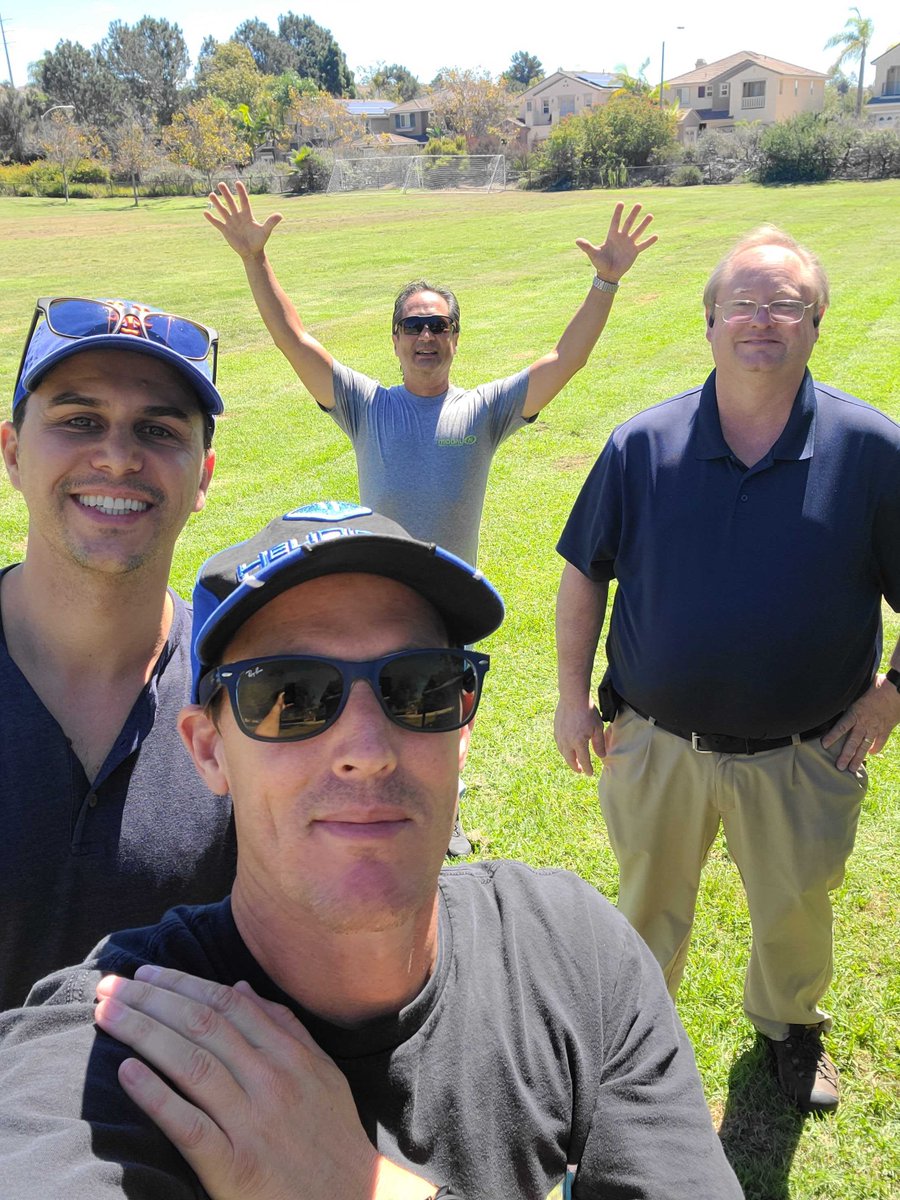 modal_ai's tweet photo. #FlightTestFriday Nothing better than going out on the field with your team and flying #drones #teamModalAI ๐ https://t.co/od2U3BNRBu