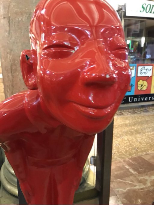 yo cuando me dicen “mira eso” y soy miope