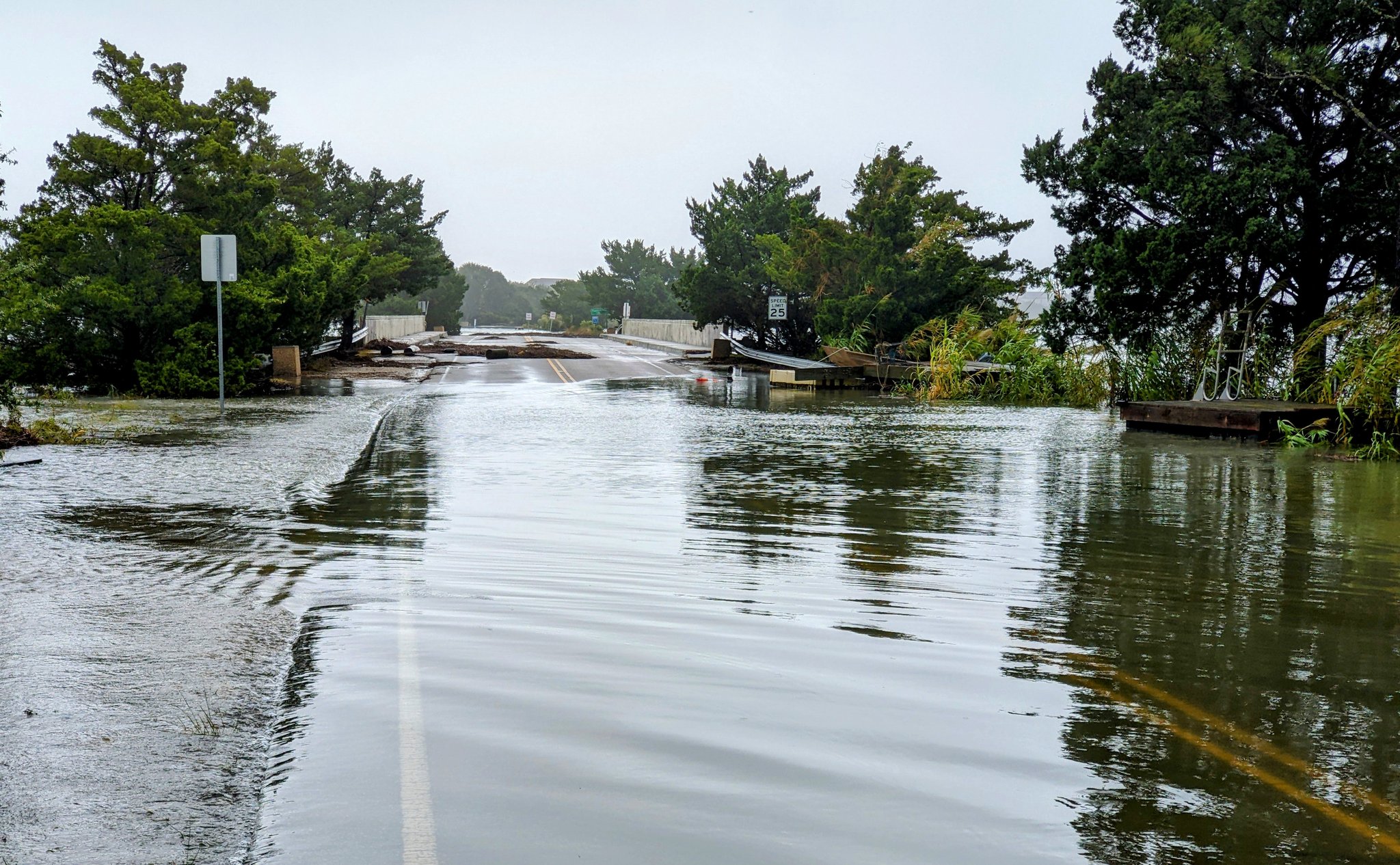 Pawleys Island PD on Twitter "Water is beginning to recede a bit but