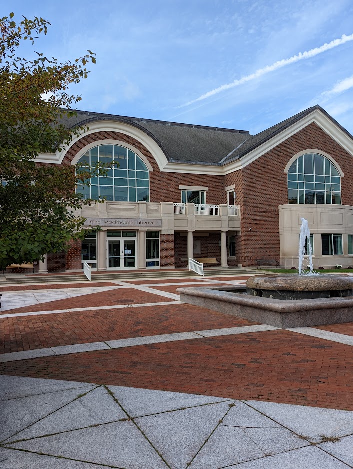 macphaidin_lib's tweet photo. Rain is in the forecast this weekend.  Why not come to the library and get your research done before the Fall break?

#MacphaidinLibrary #StonehillLibrary #ItsTheWeekend #FallBreakIsComing #GetResearching https://t.co/t5L7E3ZTbF