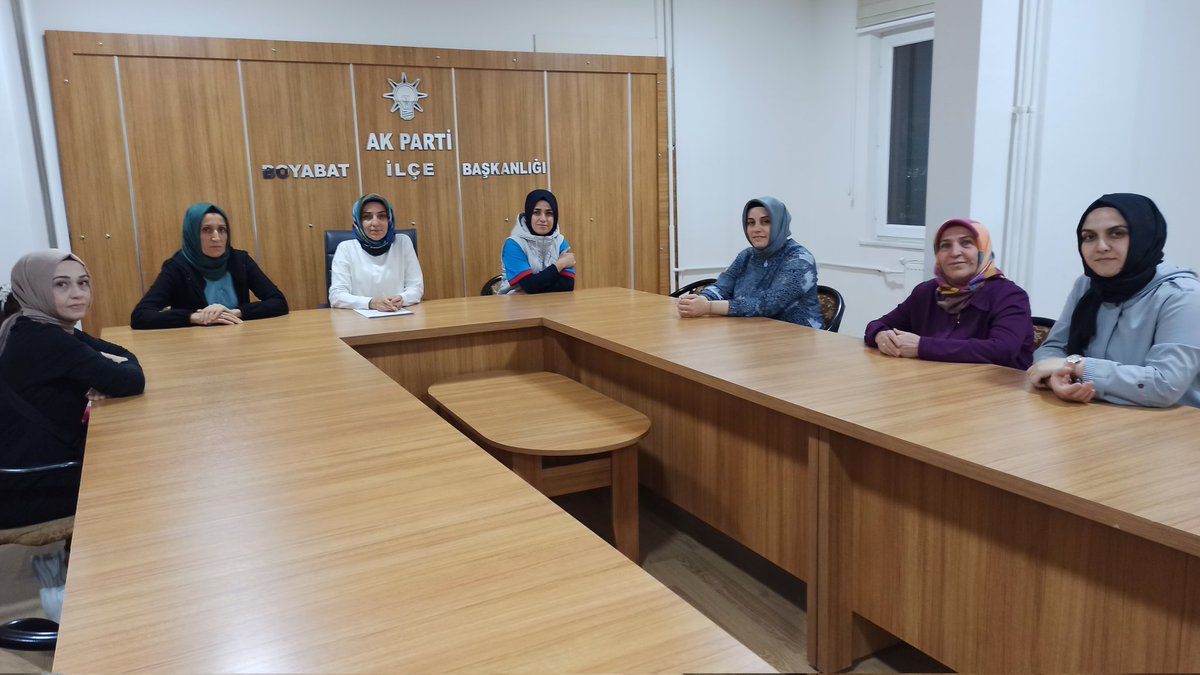 ✔️Haftalık Olağan İlçe Kadın Kolları Yönetim Kurulu toplantımızı gerçekleştirdik. 
✔️Genel gündemi ve haftalık çalışmalarımızı değerlendirdik.

#akkdnbybt
#Boyabat
#BoyabatAkPartiKadınKolları