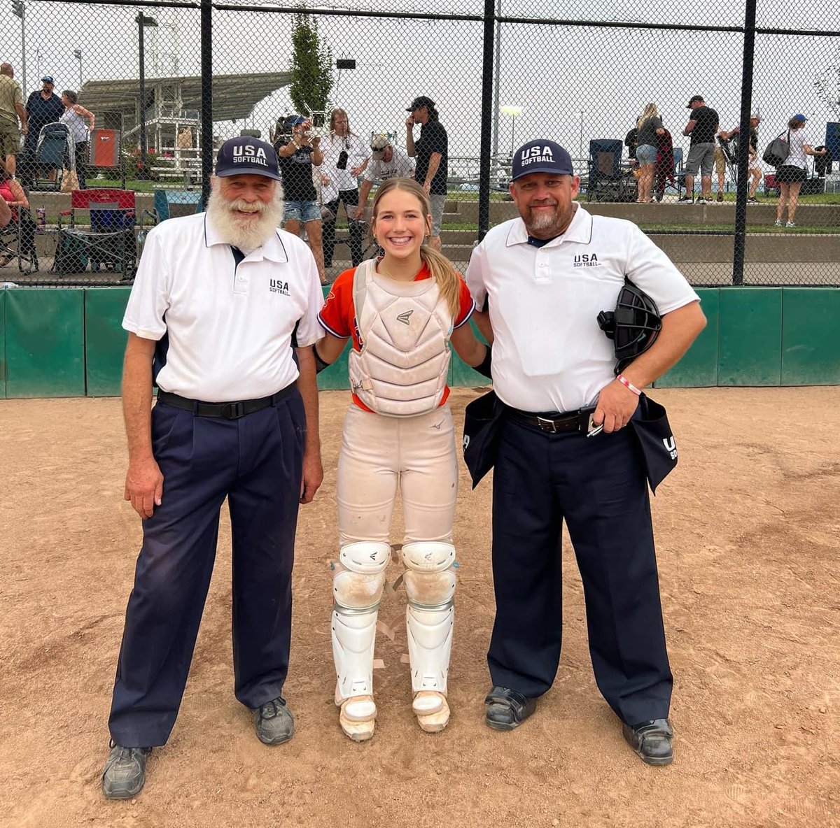 EastlakeFP's tweet photo. Junior Hannah Dill named MVP of Fastpitch Cares fundraising tournament in Portland Sept 11th! @HannahDill22 @FastpitchCares @WolvesSports https://t.co/el5VIzvsvk