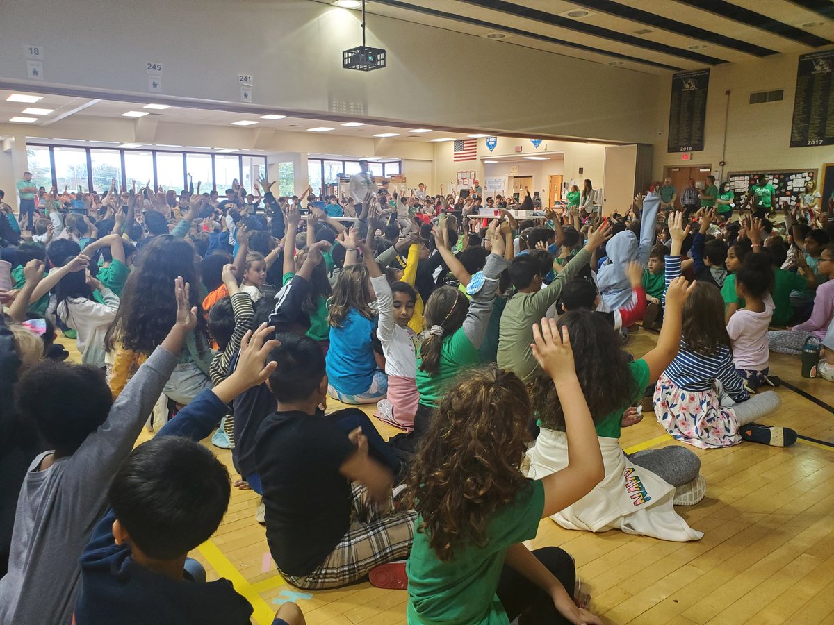 BethSorgini's tweet photo. Schoolwide PBIS assembly- reinforce schoolwide expectations and have some fun! https://t.co/1DX26AjRNt