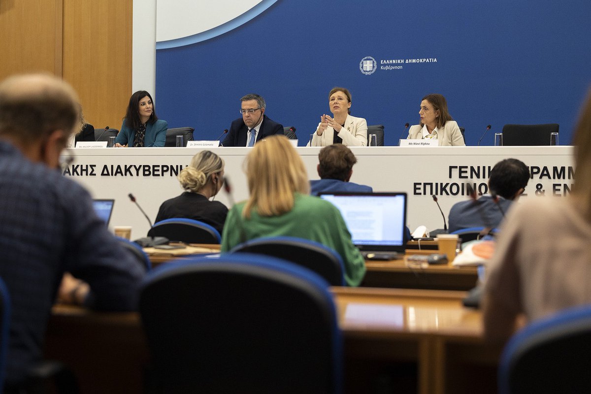 VeraJourova's tweet photo. I welcome the establishment of the Task Force on media issues in Greece and was happy to discuss with the representatives. 

I count on timely implementation of plans and clear results on the ground. 

Journalists must be safe to report without fear or favour.

🇬🇷🇪🇺 https://t.co/mr3obJJXrn