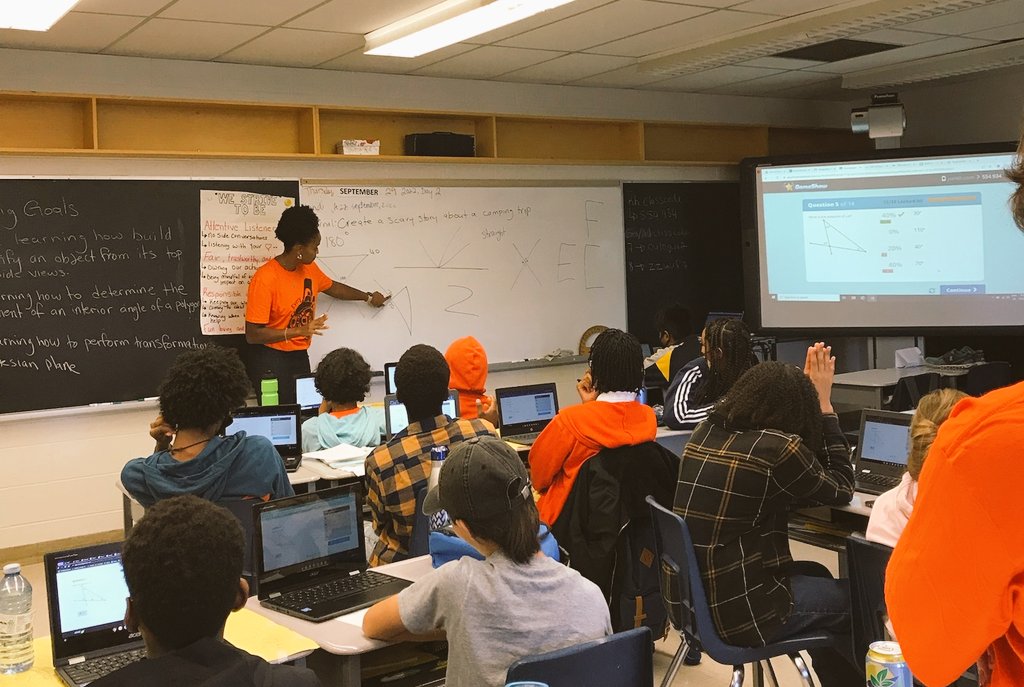 @knowledgehook math in action! Leveraging digital math tools to enhance student learning @cdgonline! Thank you students and staff for an engaging visit! @PedroANoguera @tdsb @audley_salmon @TDSBmath @RahmanLearning @ghumanh2o