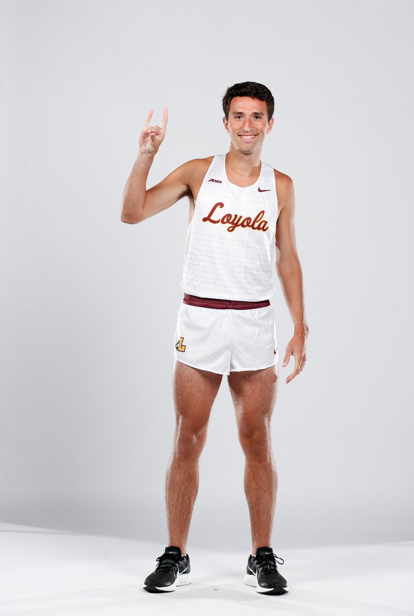 Keeping the 🏆 at 🏠! Making his #Loyola debut, Ryan Martins earns a runner-up finish in 24:10.5 to help propel #Loyola to its first Lakefront Invitational team title since 2005!

#OnwardLU #A10XC