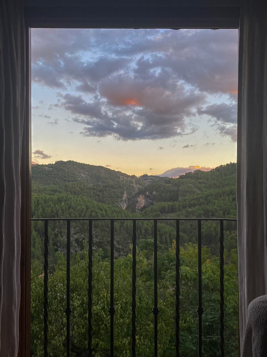 al383914's tweet photo. Probando, probando… 📸 
Mi sitio de paz ❤️
#ExposiciónFotográfica #MI1855B https://t.co/8hgpL4FEk6