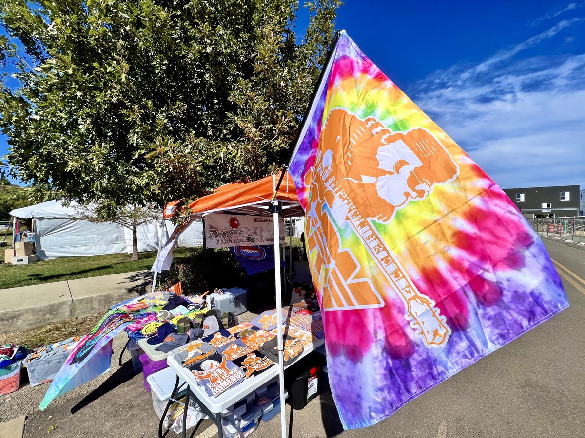 Knoxville Like John tweet media